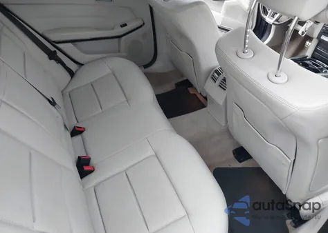 2015 Mercedes-Benz E 350 4Matic z USA, uszkodzony, nr VIN WDDHF8JB3FB096578